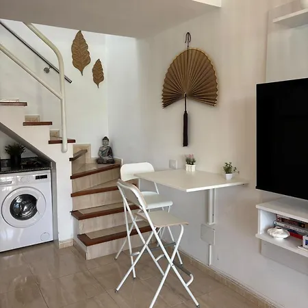 Beverly Hills Apartment